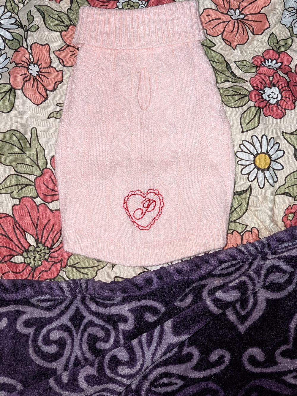 VS PINK Knit Dog Sweater | Heart XS/S